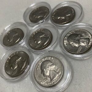7 Premium Quarter Dollar Coin Capsule Holders - Clear Protective Cases